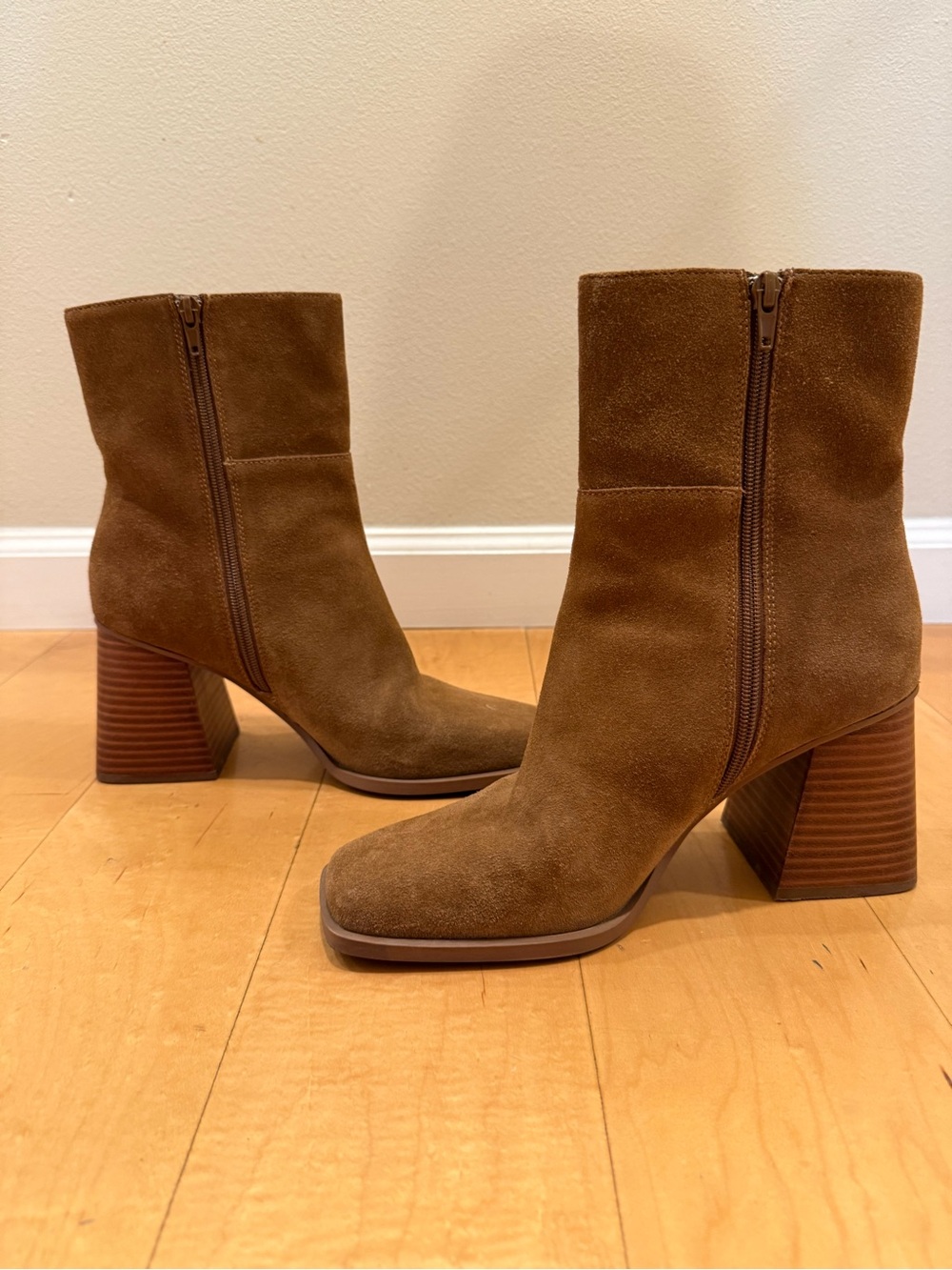 Crown Vintage Chestnut Suede Block Heel Ankle Boots